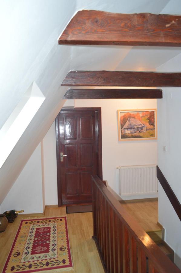 La Mos Pavel Hotel Noslac Buitenkant foto